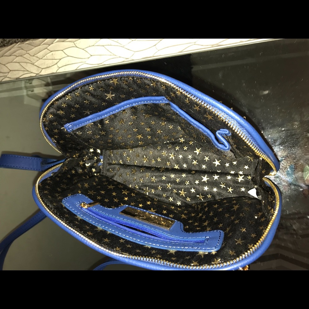 Purse - Picture 4 of 4